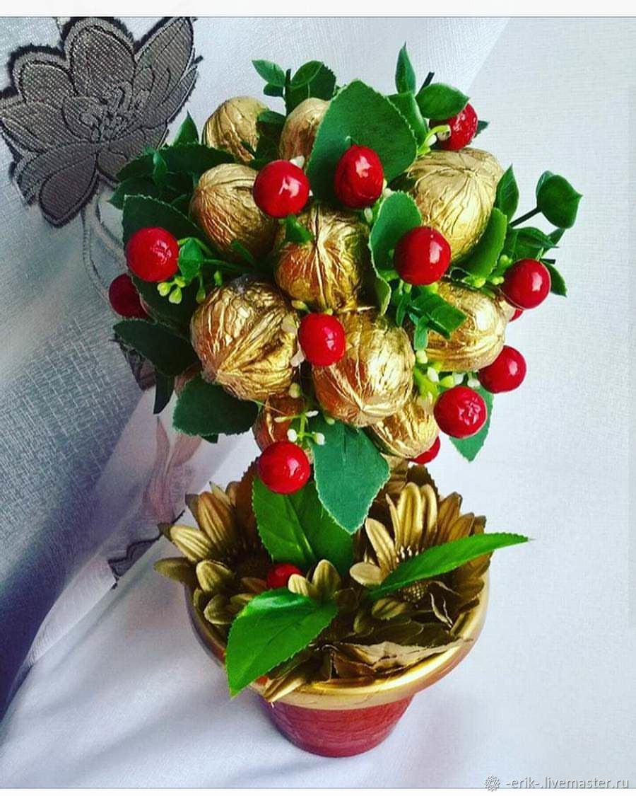 Топиарий своими руками с орехами 90