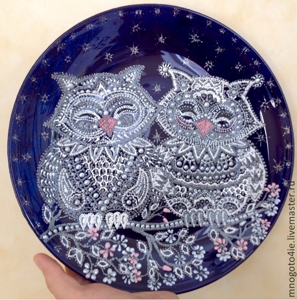Роспись тарелок в точечной технике
