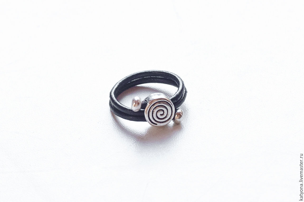 Тройное кольцо 