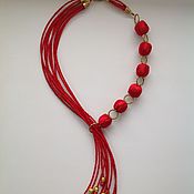 Колье красное из бисера Колье красное из бисера