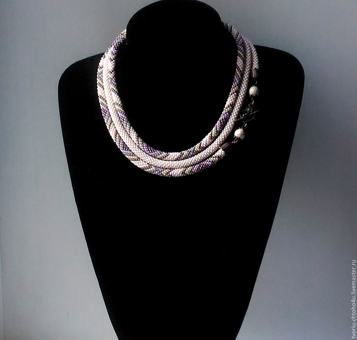 Серьги из бисера с кистями Серьги из бисера с кистями