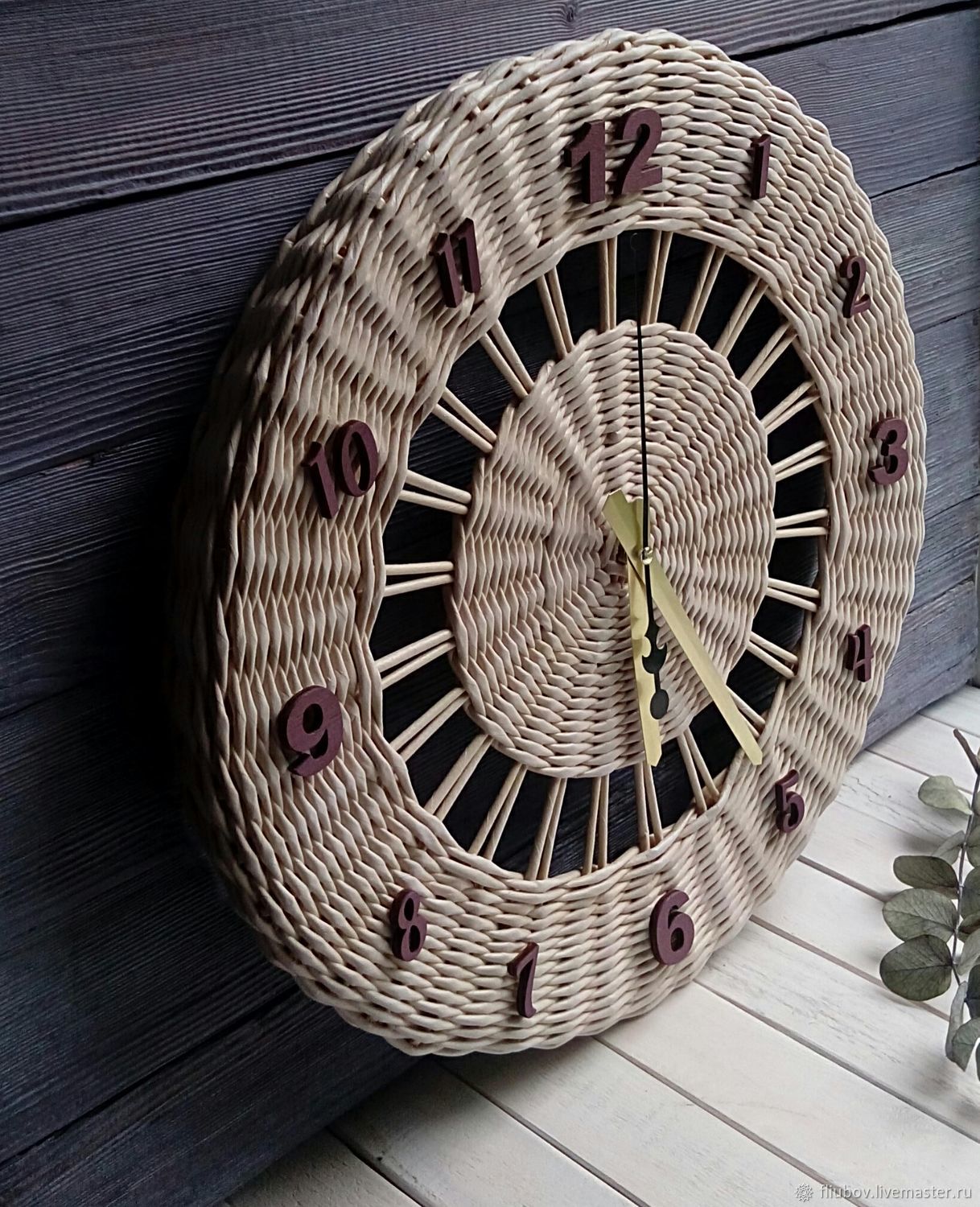 Wicker Clock