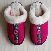 Обувь ручной работы handmade. Livemaster - original item Women`s suede fuchsia Slippers.Sheepskin. Handmade.
