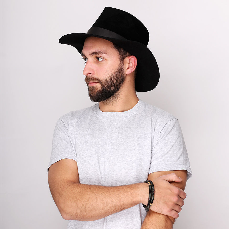 M 4 wide brim black felt fedora hat trimmed with a leather band