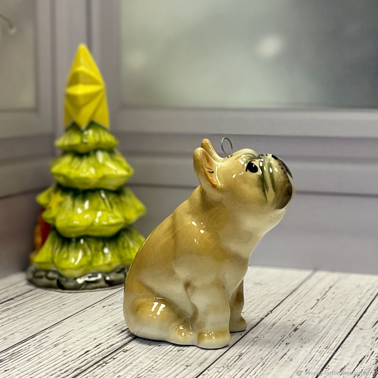 Елочные игрушки: Французский бульдог, окрас палевый в интернет-магазине Ярмарка Мастеров по цене 600 ₽ – VWHO2RU | Елочные игрушки, Москва - доставка по России