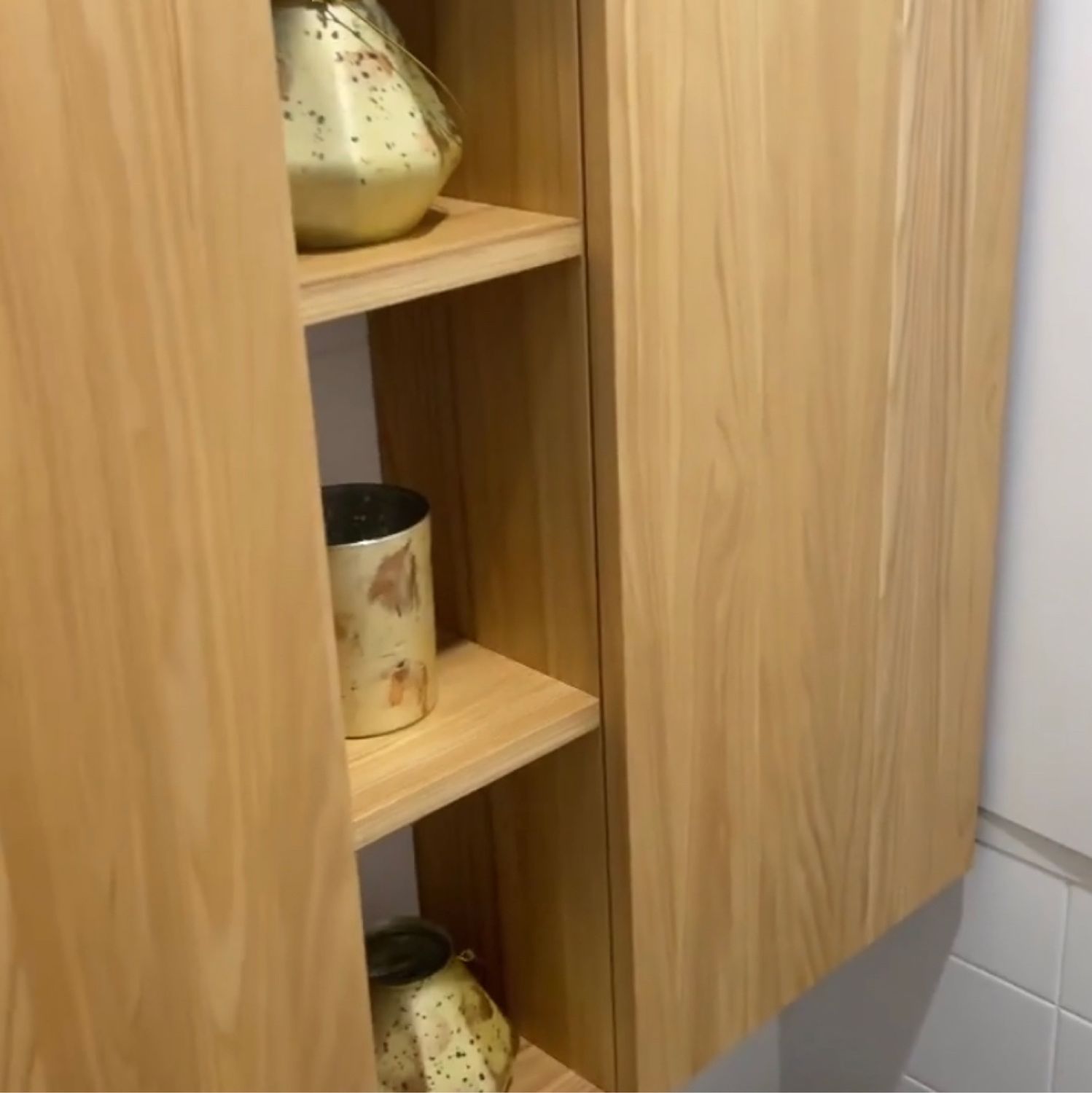 Кухонный шкаф с нишей