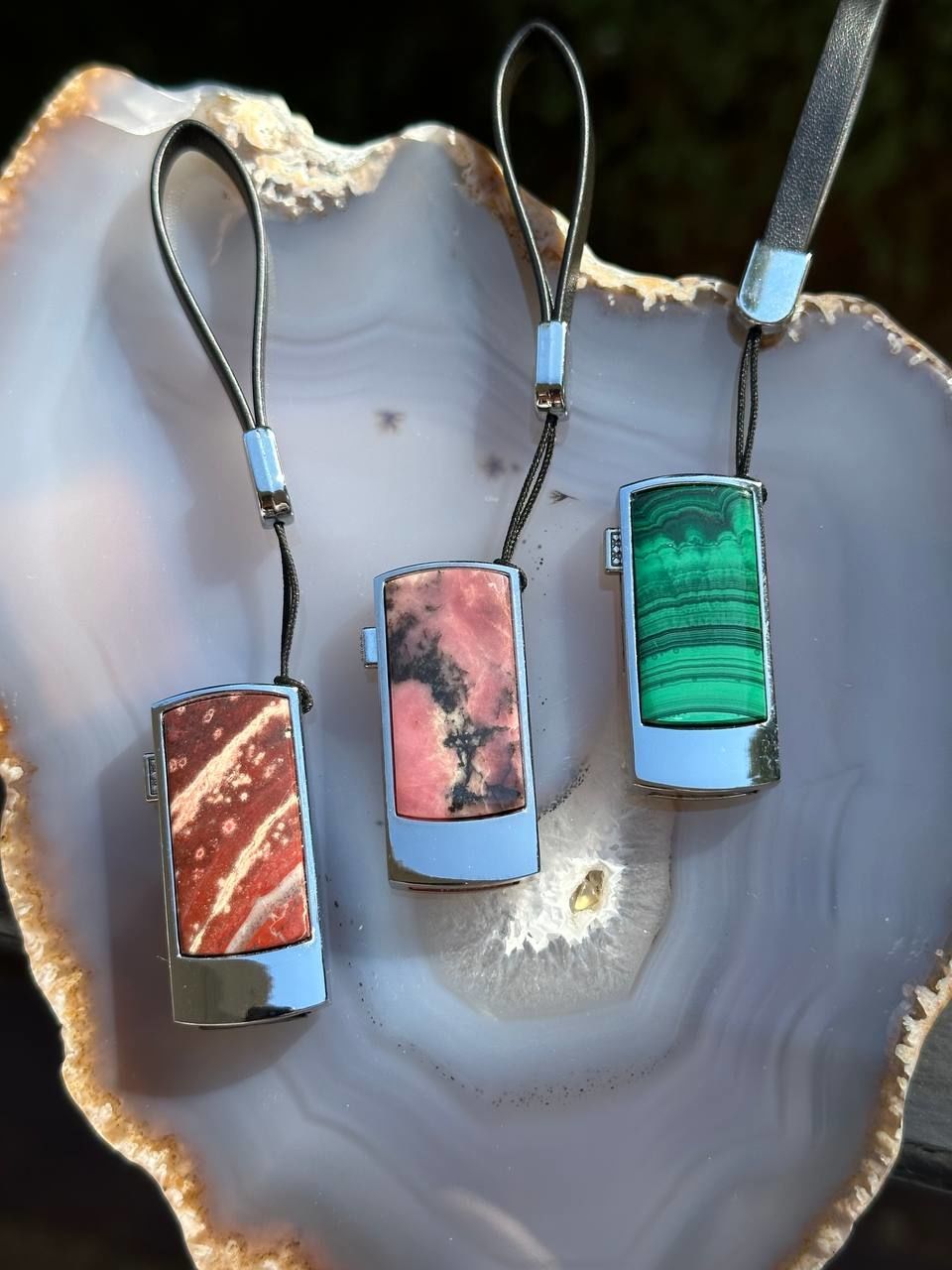 Флешки в ассортименте малахит, змеевик, лазурит, яшма купить в интернет ...