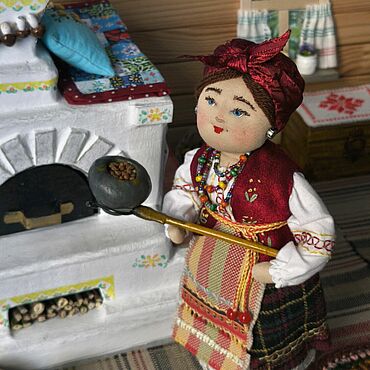 Куклы и игрушки ручной работы. Ярмарка Мастеров - ручная работа Кукла Солоха. Handmade.