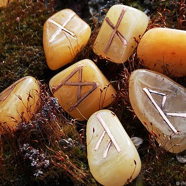 Polished Rune Stones 