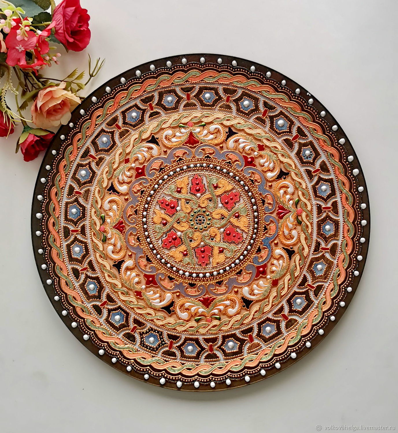 Decorative plate on stand. Spanish Majolica купить на Ярмарке