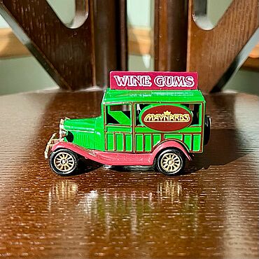 Винтаж ручной работы. Ярмарка Мастеров - ручная работа Винтаж: Винтажный фургончик Ford, Lledo, Англия. Handmade.