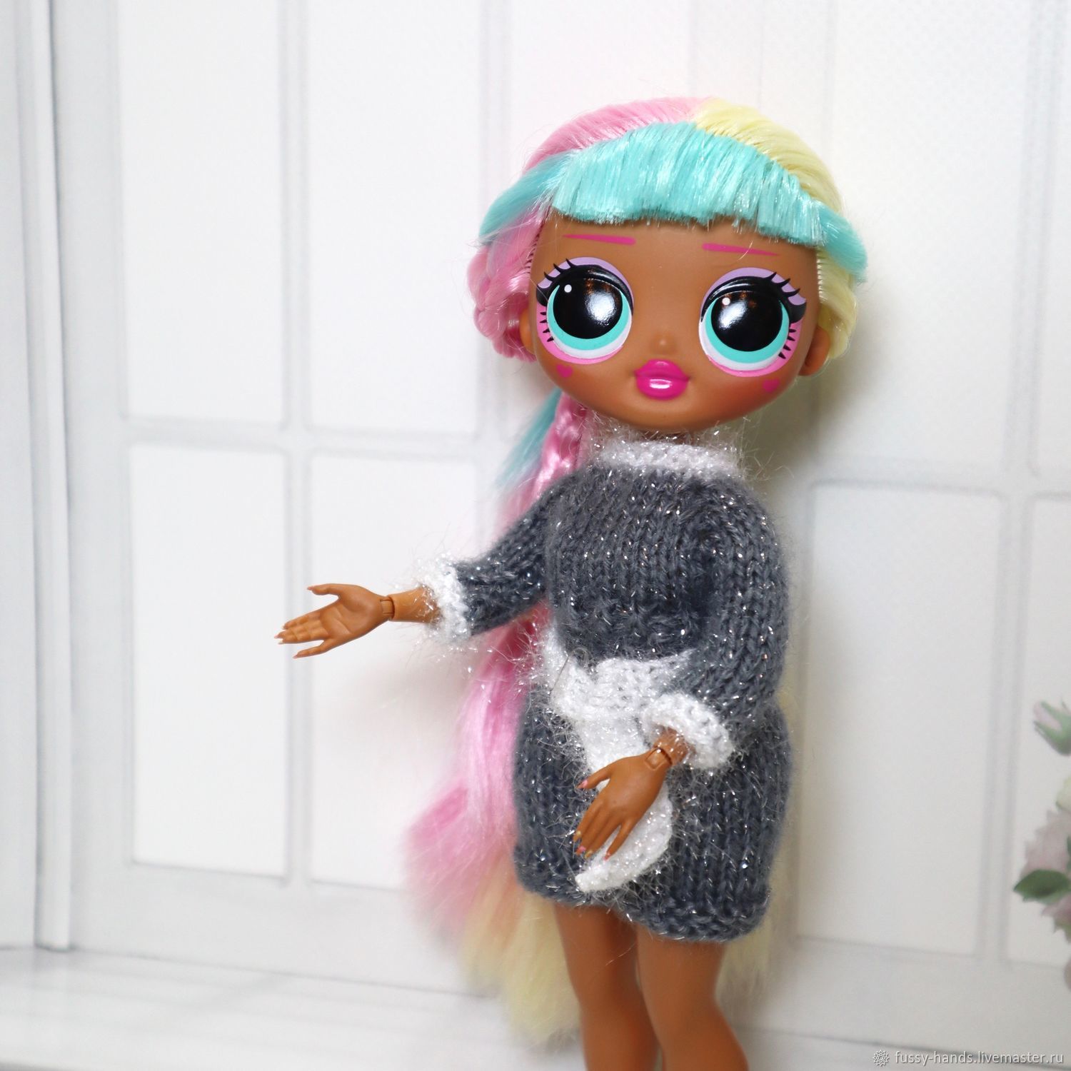 Lol store dolls sweater