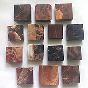 Lot: 10 keychains with jasper, agate, red chalcedony