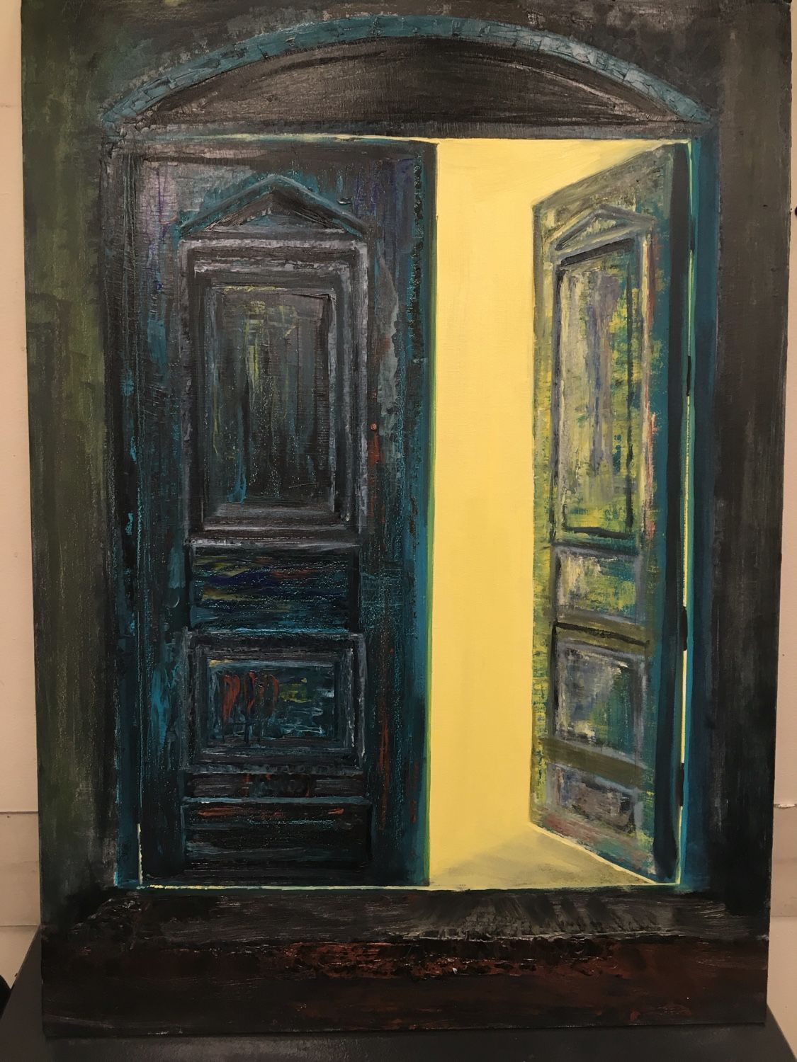 Картина двери открыты. Открытая дверь. Картина дверь. Открытые старинные двери. Дверь живопись.