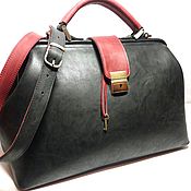 Leather bag with clasp