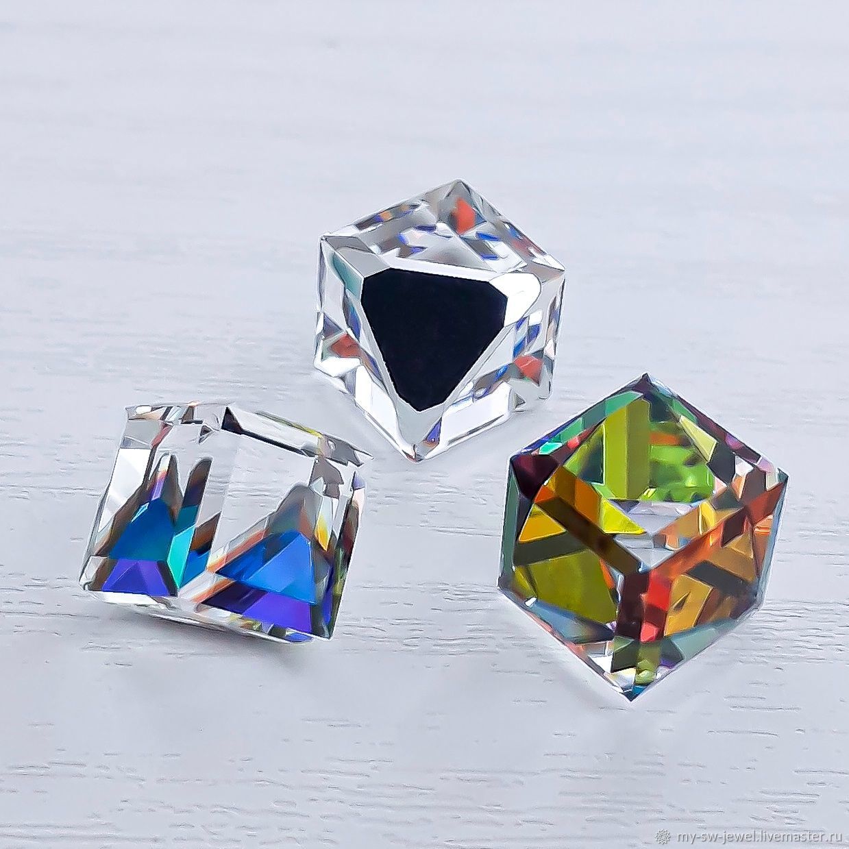 8 мм, Vitrail medium, куб Swarovski купить в интернет-магазине Ярмарка ...