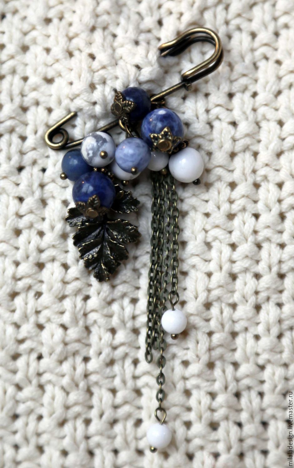 Брошь Синие ягоды в интернет-магазине на Ярмарке Мастеров | Брошь ...