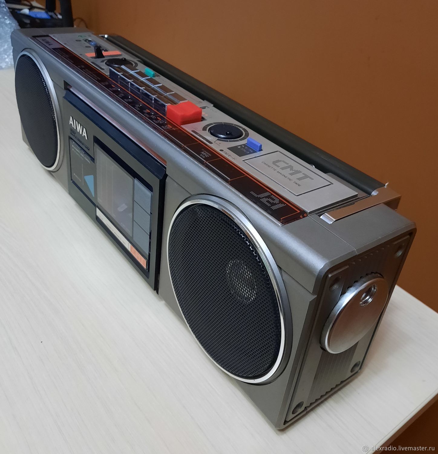 Винтаж: Магнитола Aiwa CS-J21 (Япония) купить в интернет-магазине Ярмарка  Мастеров по цене 14500 ₽ – TVV2GRU | Электроника винтажная, Москва - ...