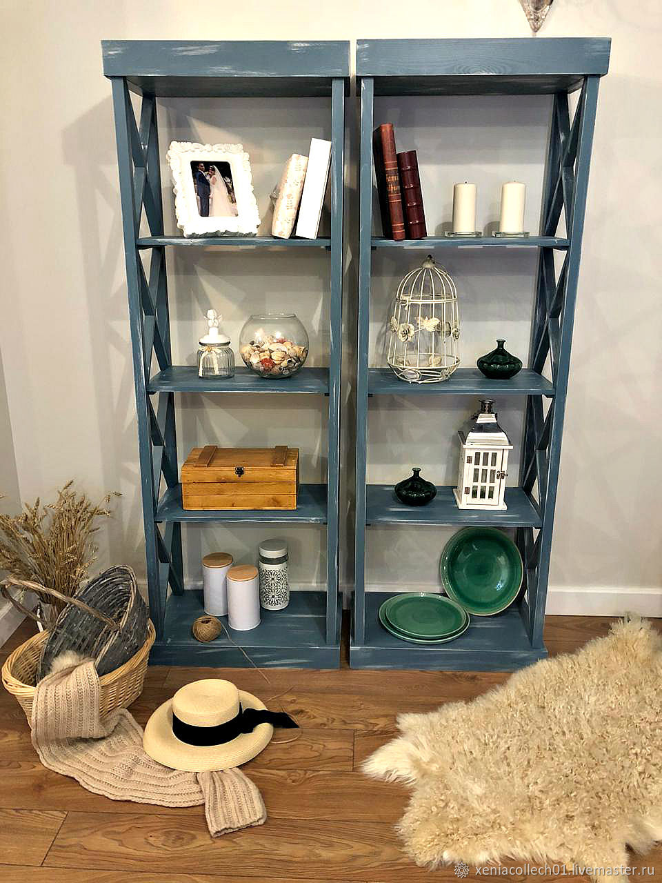 Стеллажи: Стеллаж из массива №4 с полками, для гостиной, прихожей в ...