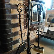 Wrought iron candle holder with handle