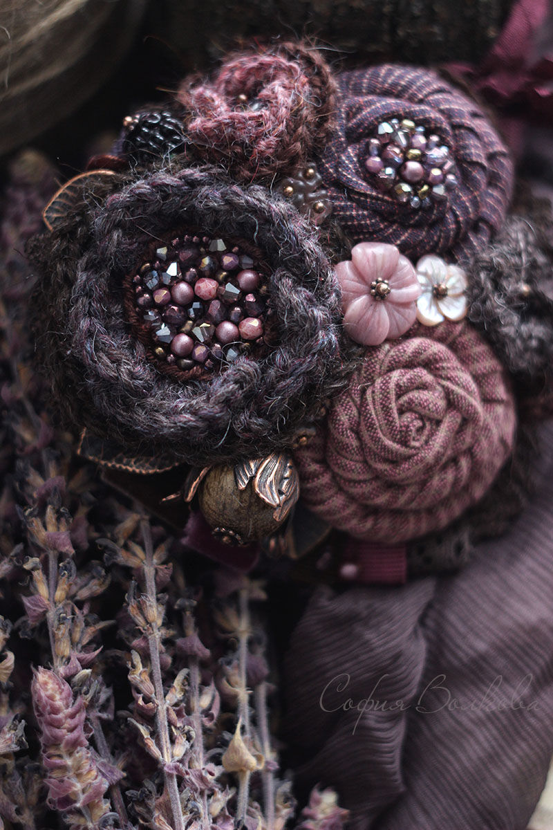 svitere-podborka-ruchnaya-rabota-konchayut