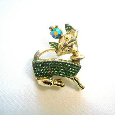 Жас аққұба мен татуировкасы бар жігіт арасындағы қытырлақ секс Орыс порно Василиса