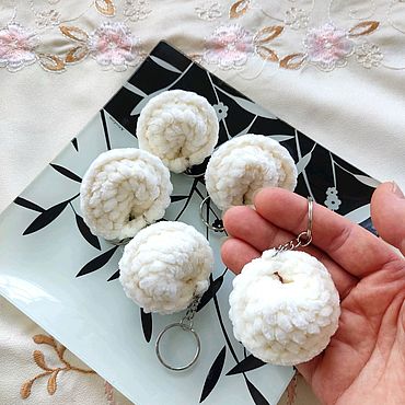 Сумки ручной работы. Ярмарка Мастеров - ручная работа Брелок Пельмешек. Handmade.