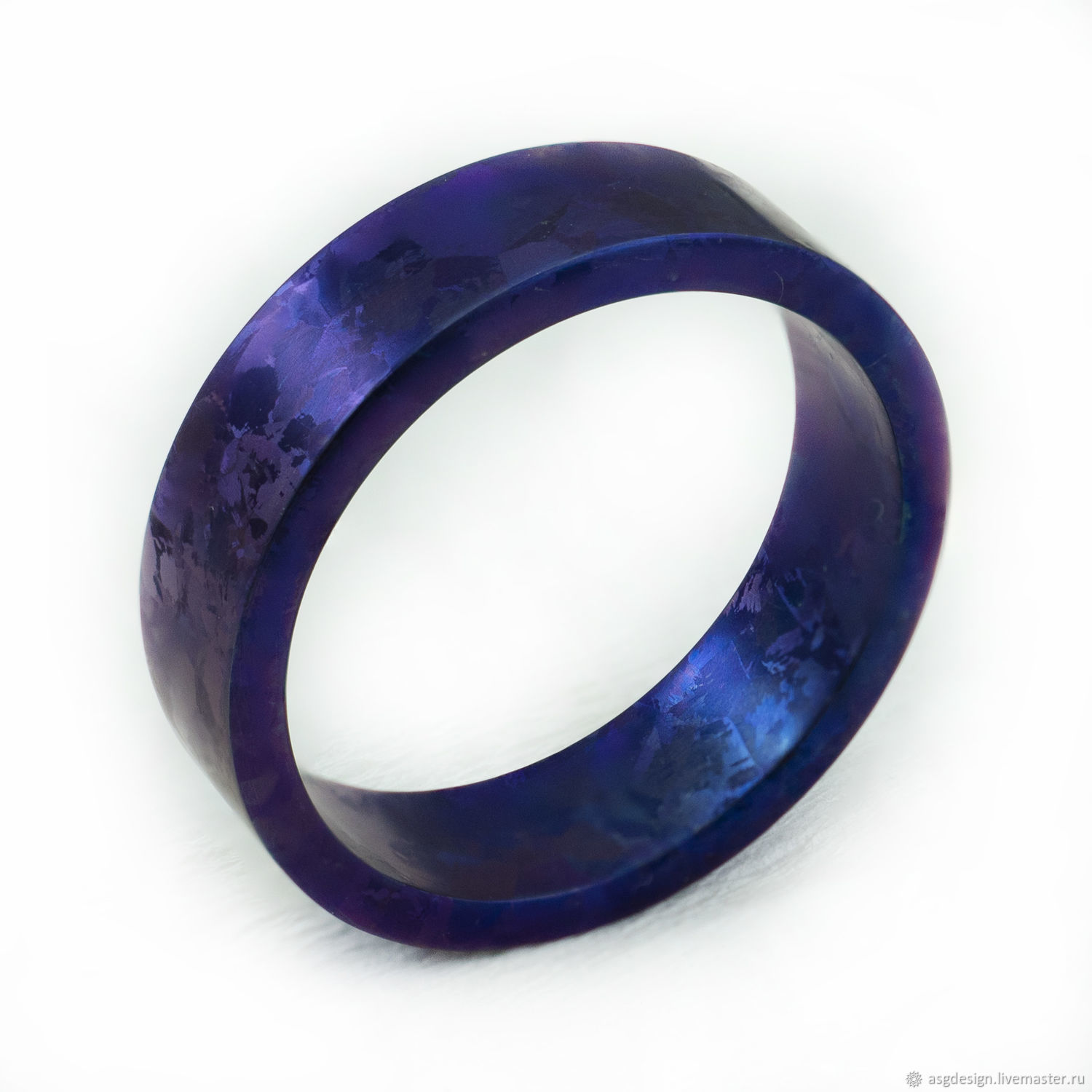 фиолетовое кольцо