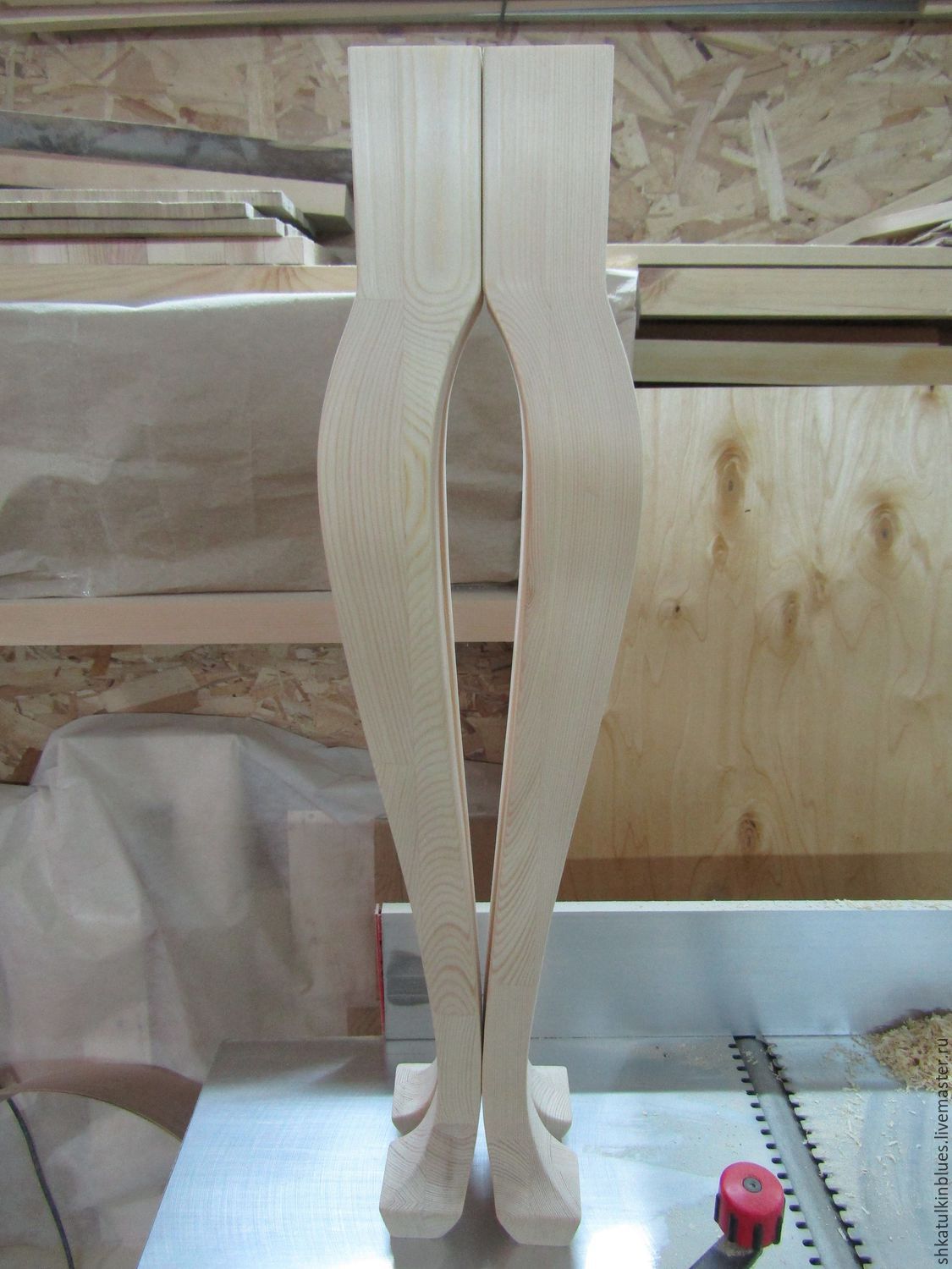 ножка деревянная для стола квадратная