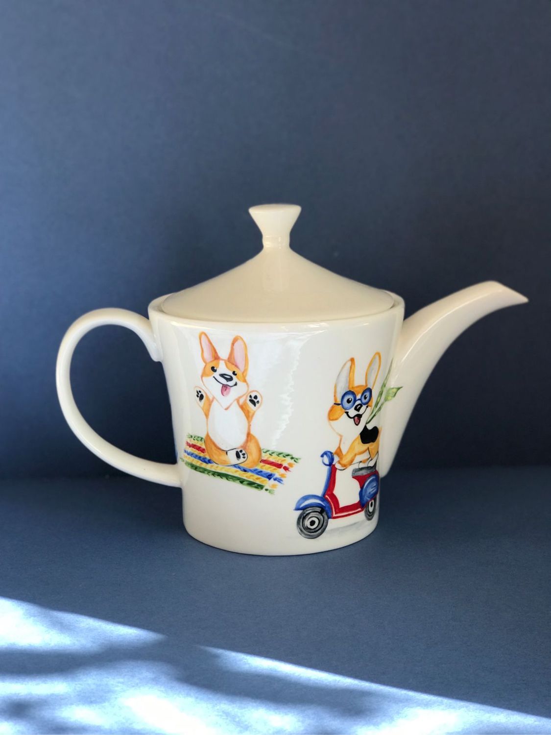 Заварочный чайник фарфоровый (роспись фарфора) «Веселый корги ...