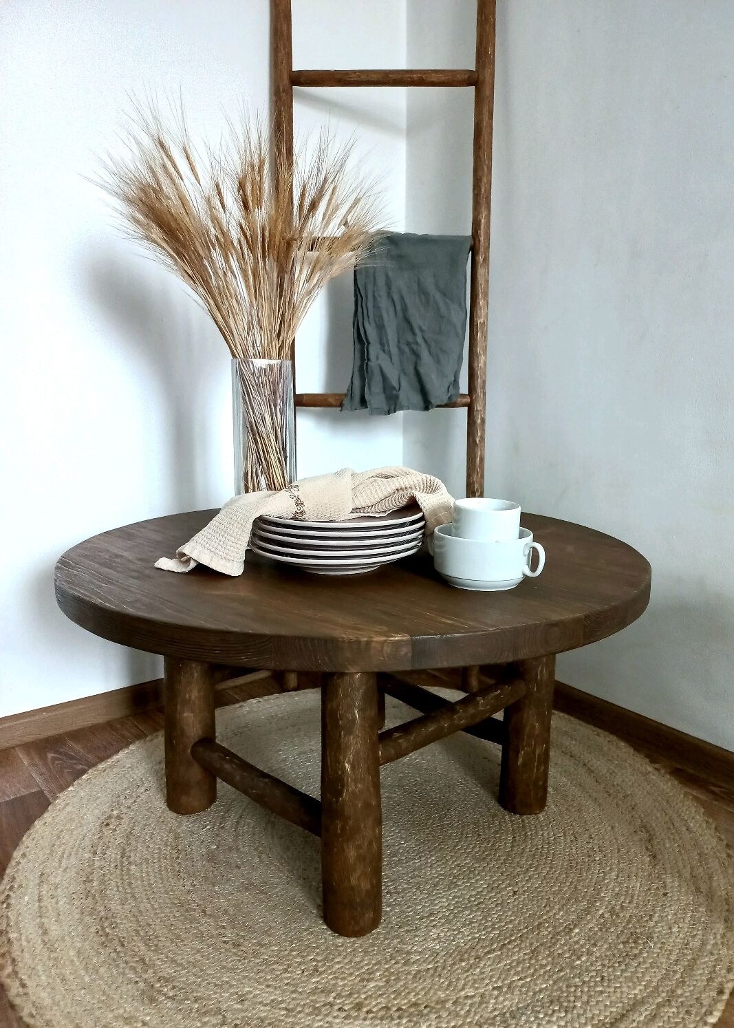 Брутальный стол из дерева