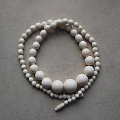 Red Twisted Horn Beads
