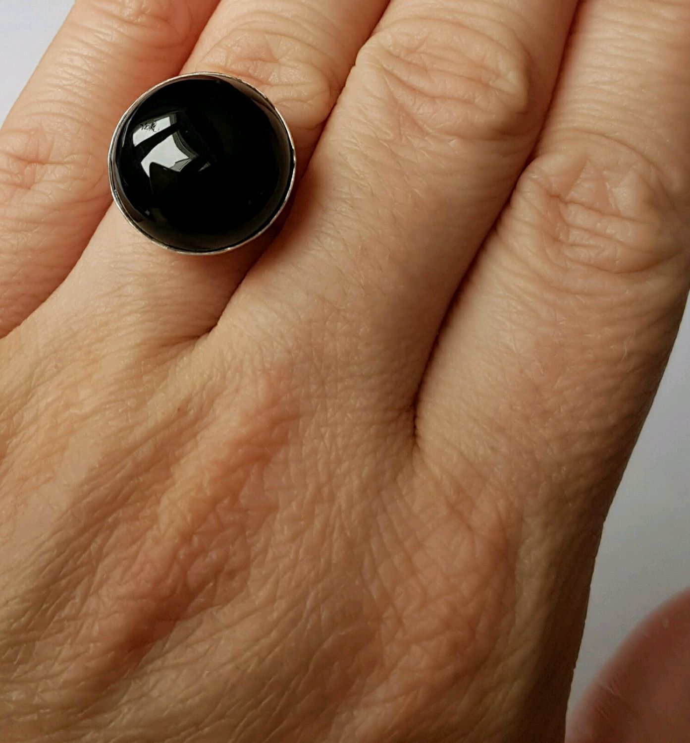 Перстень с черным агатом женский