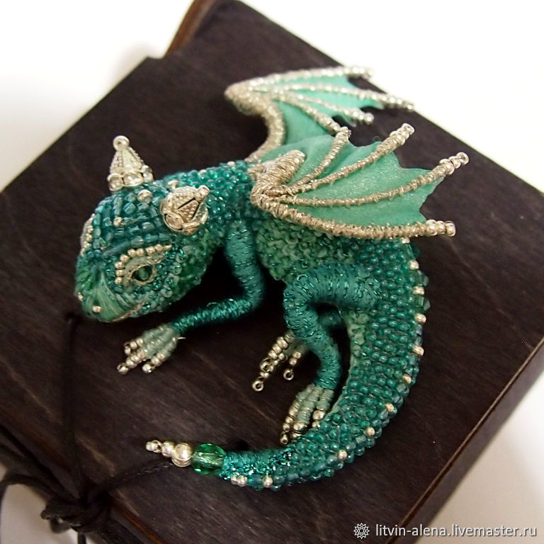 Brooch dragon 'Smaragd'. Brooch beads. Emerald Dragon, Brooches, Moscow,  Фото №1