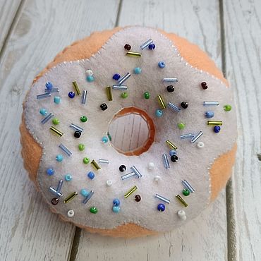 Подарки и сувениры ручной работы. Ярмарка Мастеров - ручная работа Подарочные конверты: ванильный донат в сливочной глазури. Handmade.