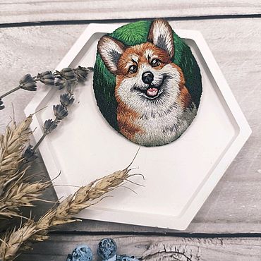 Украшения ручной работы. Ярмарка Мастеров - ручная работа Брошь "Корги". Handmade.