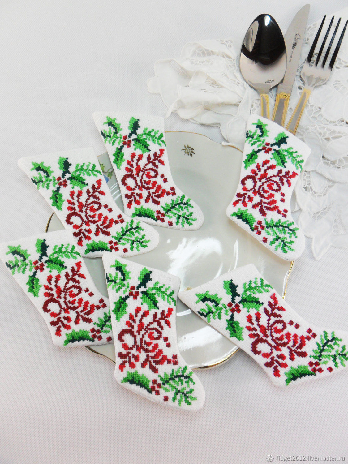 Order Serving Christmas buffet Pockets for Cutlery Modern and vintage embroidery