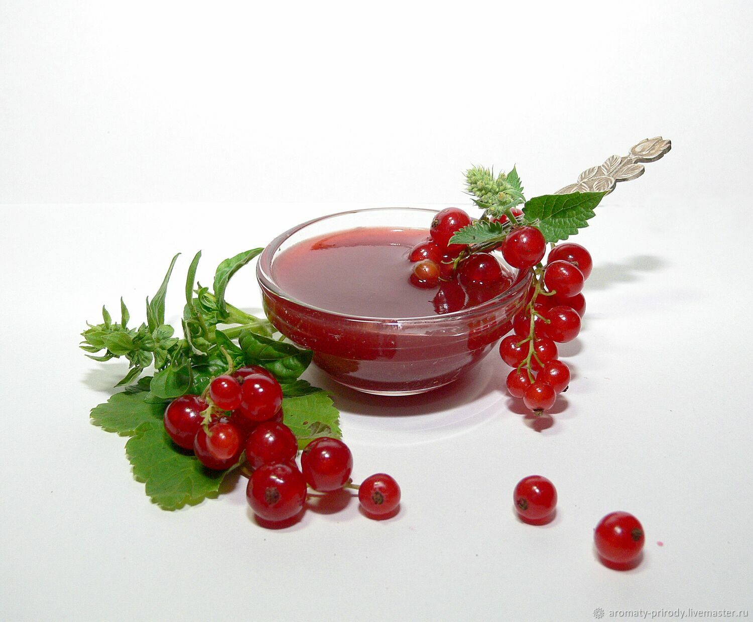 Джем из красной смородины. Винтажный джем. Джем для самозанятых. Варенье из малины. Джем для самозанятых.