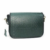 Сумки и аксессуары handmade. Livemaster - original item Crossbody bag: Women`s Green Kate Fashion Leather Bag. C93-932. Handmade.