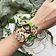 Цветочный браслет с бежевыми цветами и зеленью, для невесты, Б-131. Браслеты. Leteria. Интернет-магазин Ярмарка Мастеров.  Фото №2