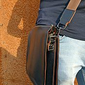 Мужская сумочка для автодокументов и телефона