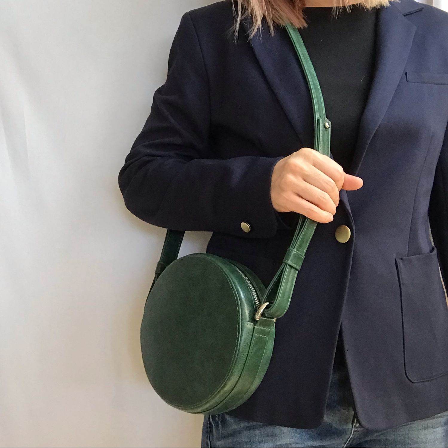 Round bag made of genuine leather color dark green emerald, Crossbody bag, Armavir,  Фото №1