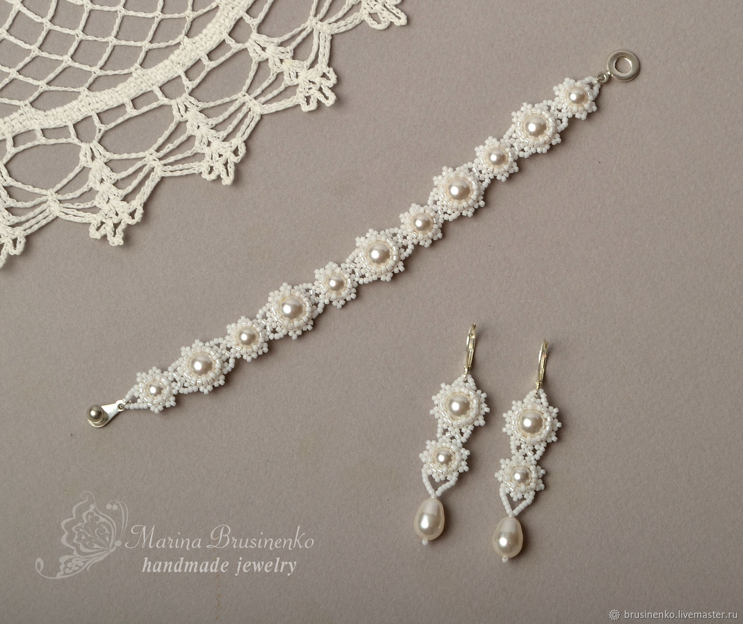 pearl earrings and bracelet set