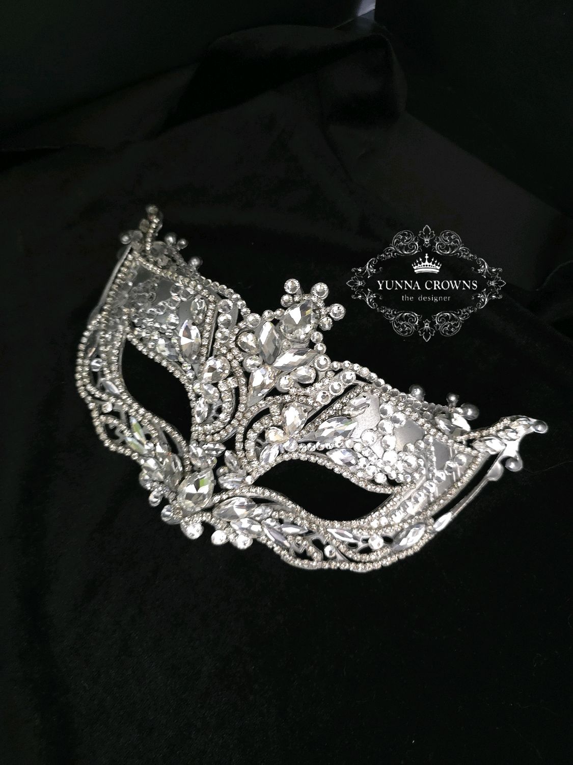 Маска хрустальная купить в интернет-магазине Ярмарка Мастеров по цене ...