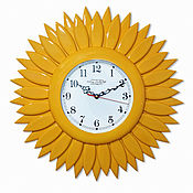 Часы настенные из дуба "Солнце"