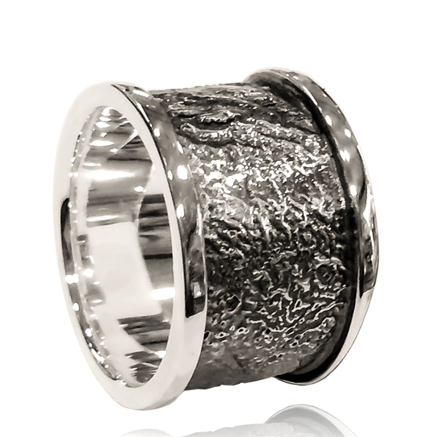 Широкое кольцо из серебра