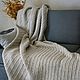 Вязаный плед. Плед ручной вязки 130×180 см. Пледы. Woolmood-store. Интернет-магазин Ярмарка Мастеров.  Фото №2