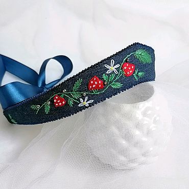 Русский стиль ручной работы. Ярмарка Мастеров - ручная работа Кокошник джинсовый с вышивкой "Ягоды".Кокошник ручной работы. Handmade.