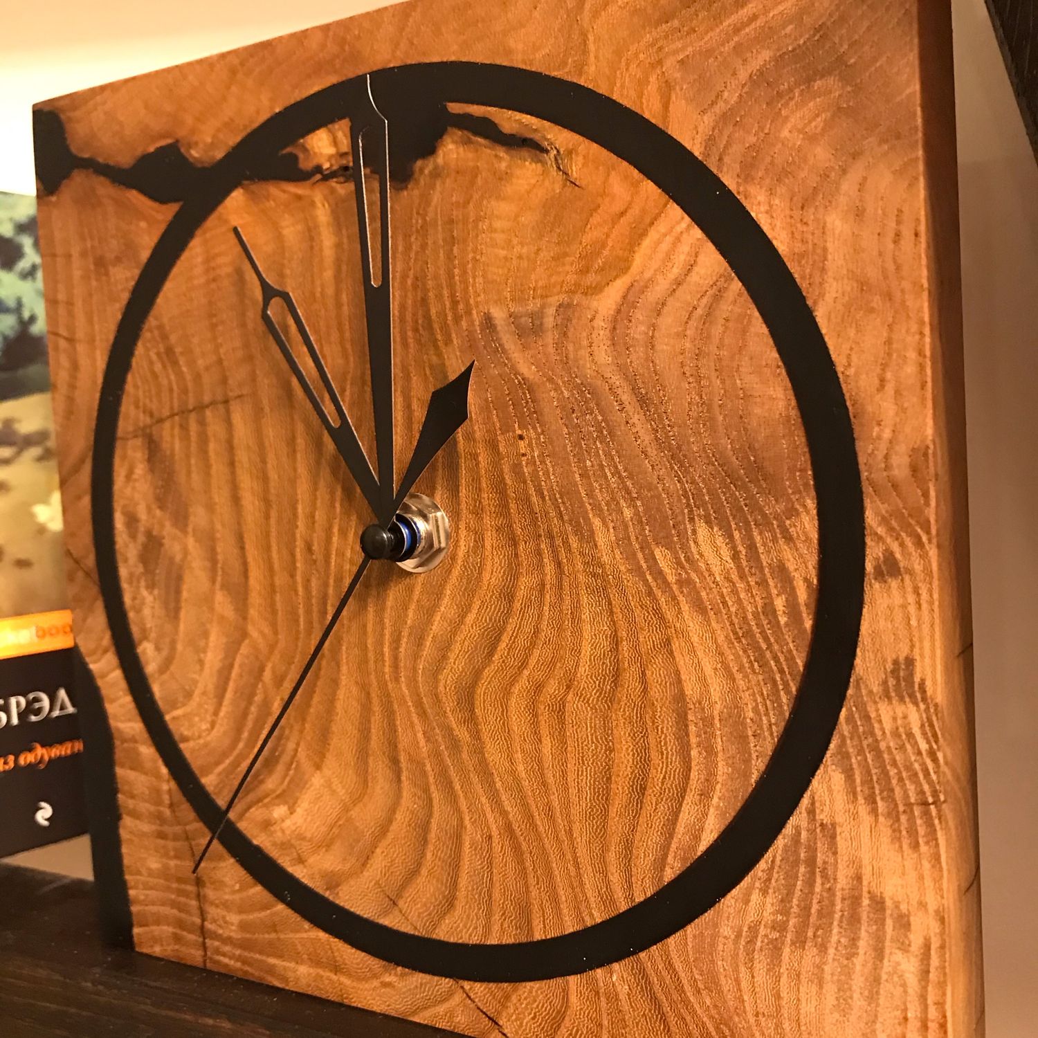 Часы из дерева и эпоксидки – заказать на Ярмарке Мастеров – NJYYYRU ...