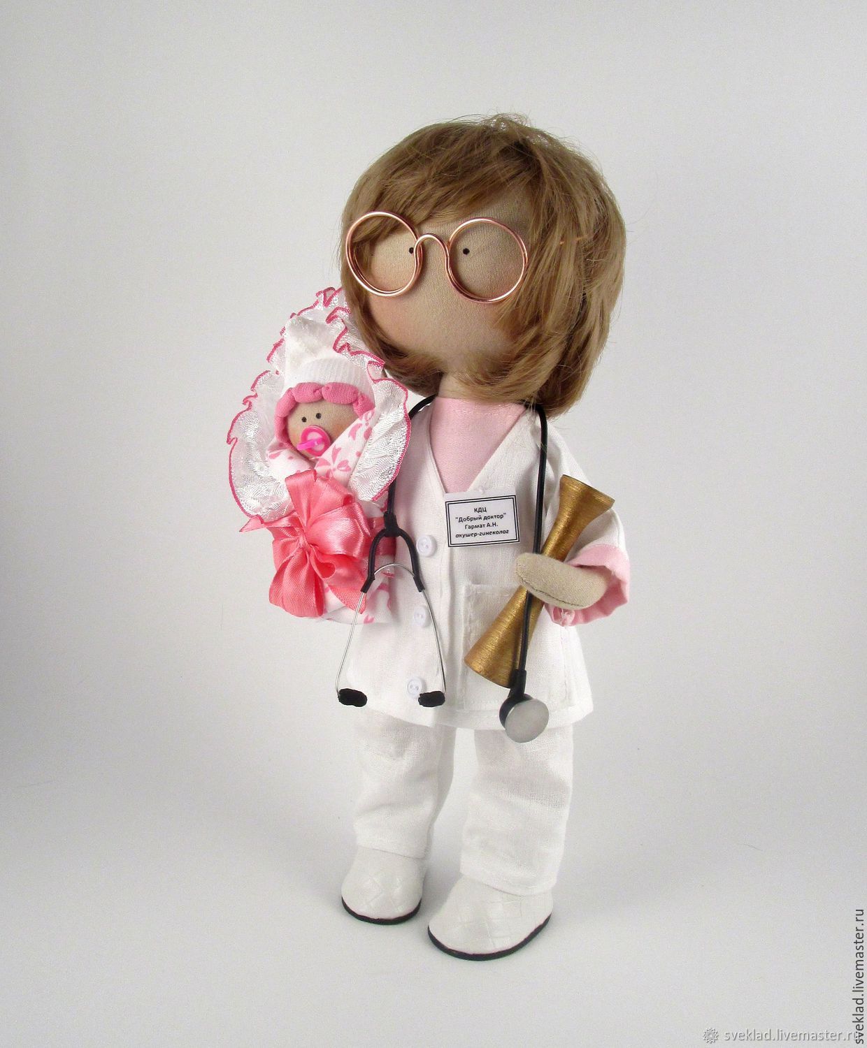 Врач без мягкого. Интерьерные куклы тыквоголовка доктор. Кукла врач. Интерьерная кукла доктор. Интерьерная кукла врач.